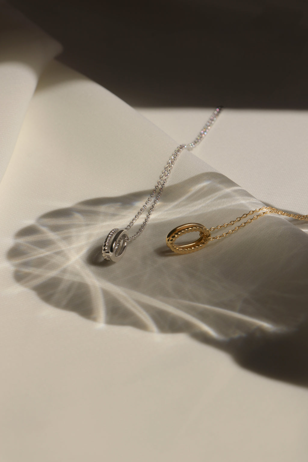 Dual Band Necklace