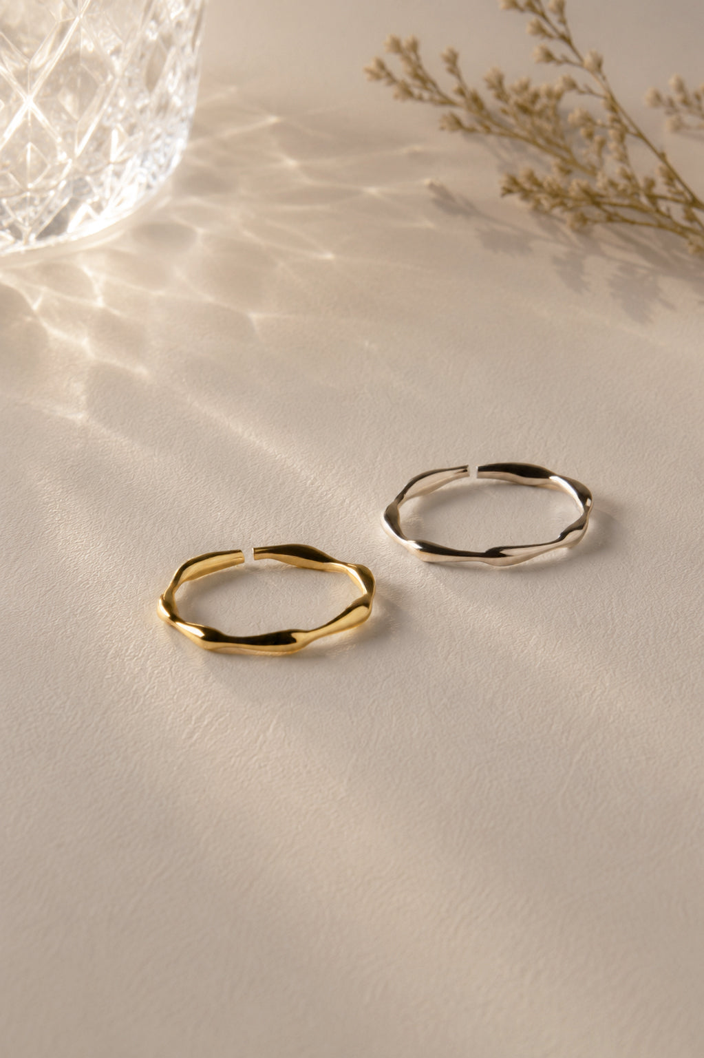 Petal Line Ring